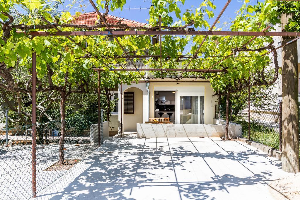 Modern Mediterranean Apartment Задар Экстерьер фото